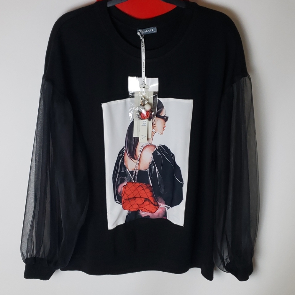 Beautiful Blouse with front design and brooch